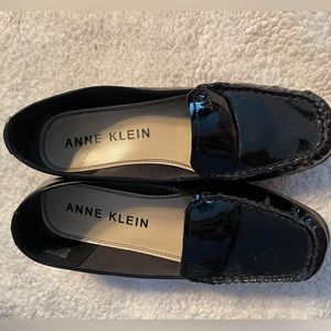 Good used condition can be very casual or dressed up.